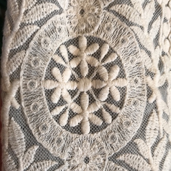 NWOT by Flora Nikrooz Sweater - Picture 7 of 7